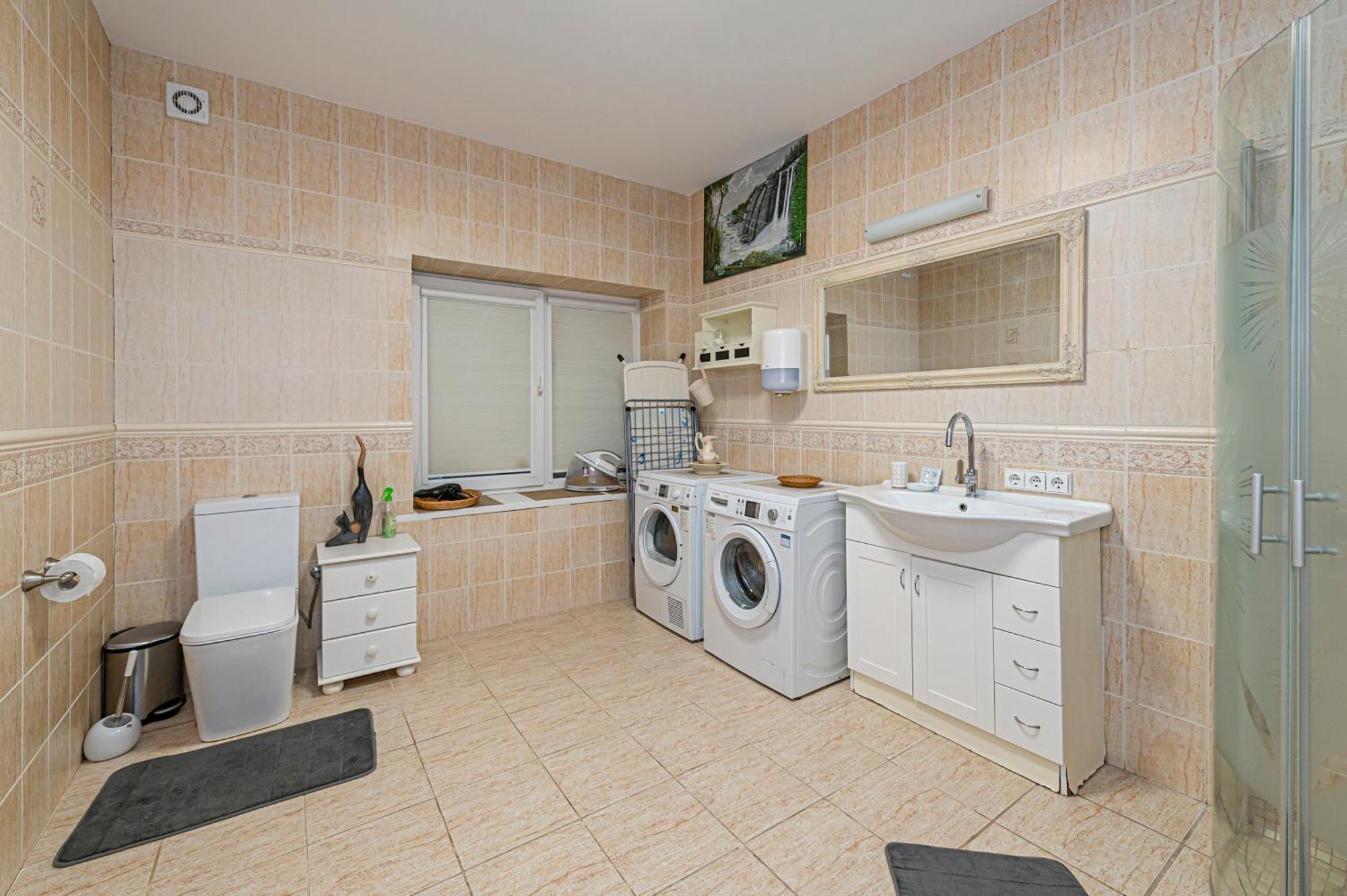 Calm And Private Apartment By Polo Apartments Kaunas Eksteriør billede